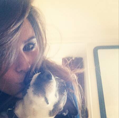 Sympa ce selfie avec un chien de Karine Ferri