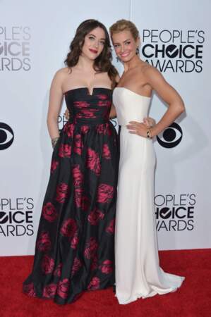 Kat Dennings et Beth Behrs aux People's Choice Awards 2014