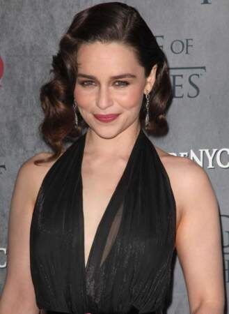 En réalité, Emilia Clarke est déjà âgée de 27 ans !