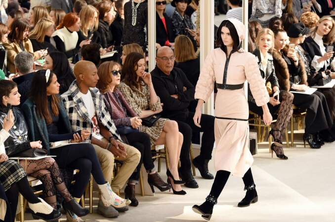 Kendall Jenner sur le catwalk