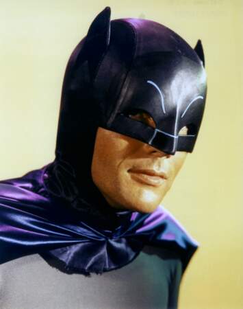 Adam West joue, en 1966, le premier Batman dans la série éponyme