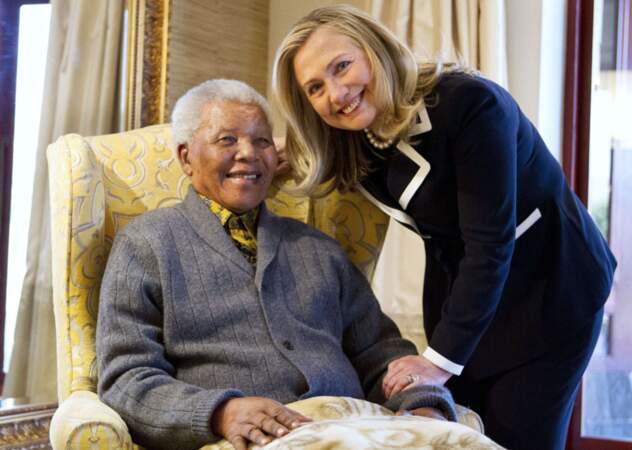 Nelson Mandela et Hilary Clinton en août 2012