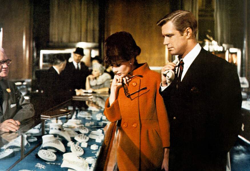 Retour aux goûts de luxe avec "Diamant sur canapé", comédie de Blake Edwards avec George Peppard (1961)