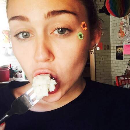 Miley Cyrus adore les raviolis à la vapeur.