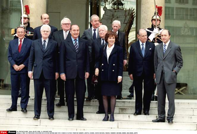 Les Premiers ministres fêtent l'Euro à l'Elysée, Chirac en première ligne : le seul à avoir aussi été Président