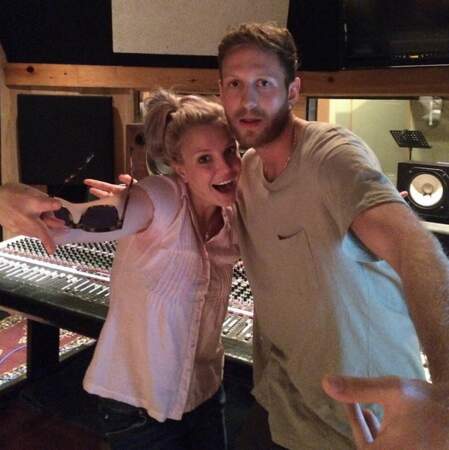 Mais voici une super news pour les fans : Britney Spears est de retour en studio ! 