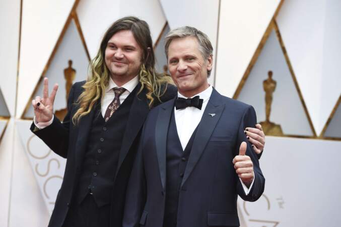 Viggo Mortensen et son fils Henry, les Oscars en famille