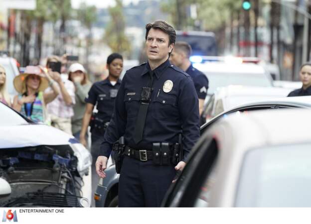 Son personnage, John Nolan, fait ses premiers pas dans la police de Los Angeles