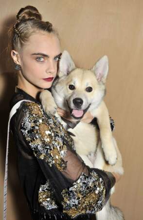 Cara Delevingne et son adorable chien ont piqué la vedette aux top model