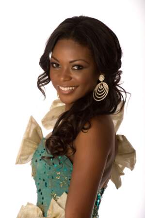 Miss Gabon 2012, Channa Divouvi