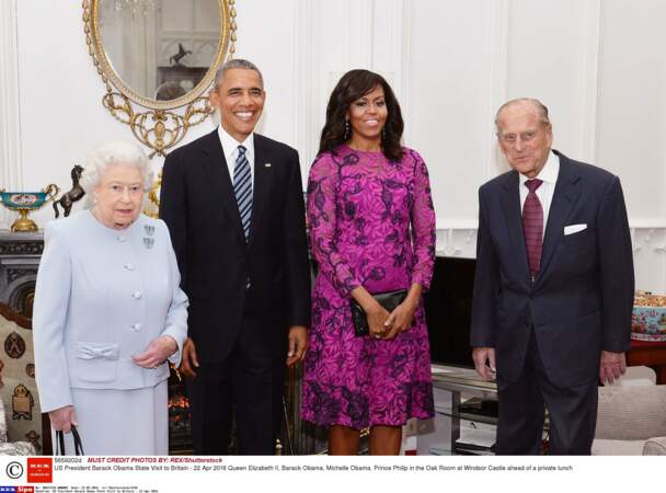 Barack et Michelle Obama entourés de la reine Élisabeth II et du prince Philip au château de Windsor