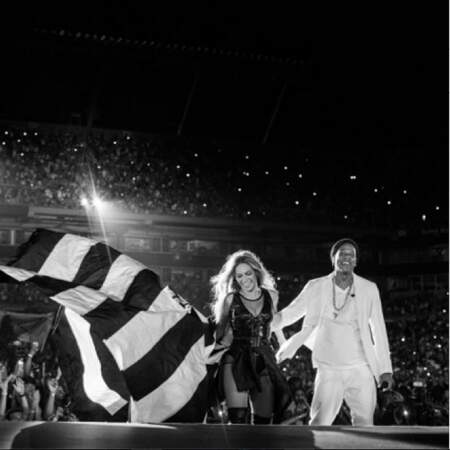 Et Beyoncé et Jay-Z sur scène ensemble se prennent pour les rois du monde