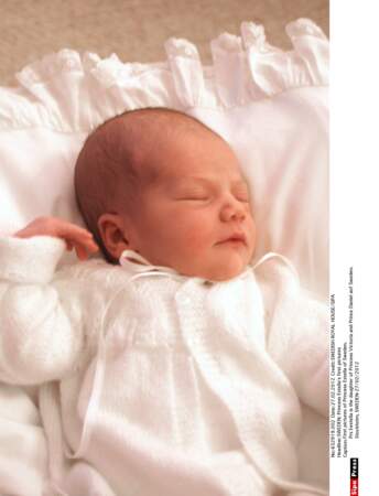 C'est une petite fille ! Estelle Silvia Ewa Mary naît le 23 février 2012