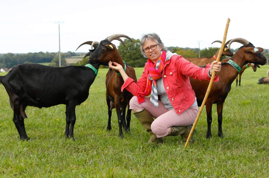 A 51 ans, elle élève des chèvres et des boucs en Auvergne