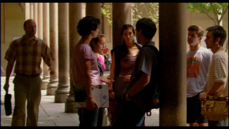 Les étudiants de "L'Auberge espagnole" (2002) ne sont pas d'une grande aide au prof de français perdu. 