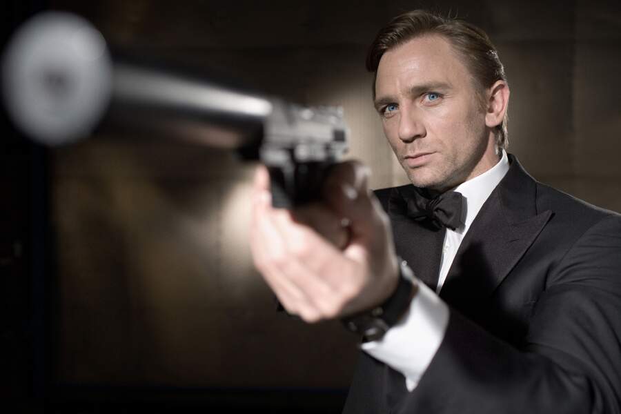 Numéro 2 - James Bond