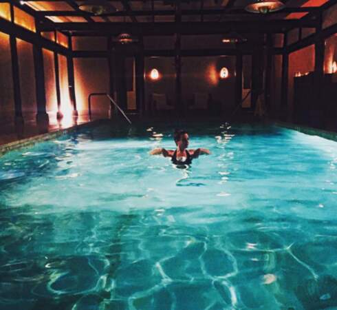 Instant jalousie : pause piscine pour Lea Michele... 
