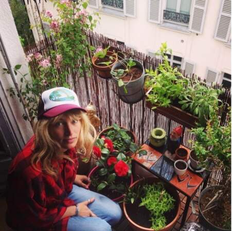 Pauline Lefèvre a profité du soleil pour faire son jardin sur son balcon