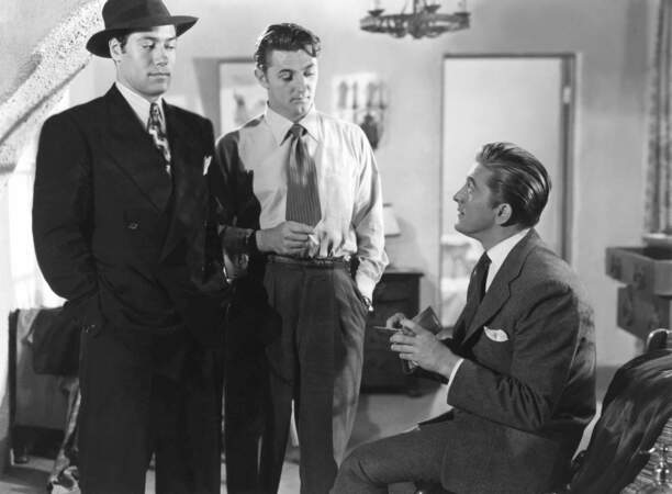  La Griffe du passe (1947) : film noir au côté de Robert Mitchum