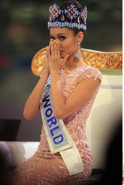 Miss Monde 2013 : "Mon dieu mais tout le monde peut me voir là ? Restons digne..."