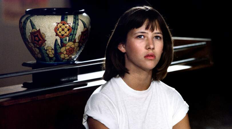 En 1980, la toute jeune Sophie Marceau, 13 ans, décroche le rôle de Vic dans le film de Claude Pinoteau