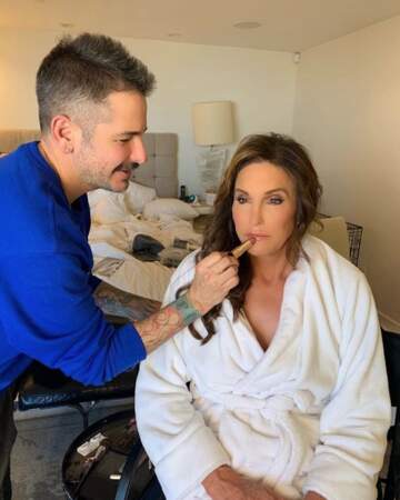 Caitlyn Jenner passe au maquillage