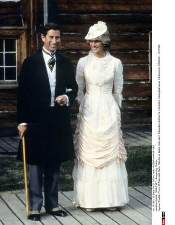 Le prince et la princesse de Galles à la mode Edwardienne en visite au Canada en 1983