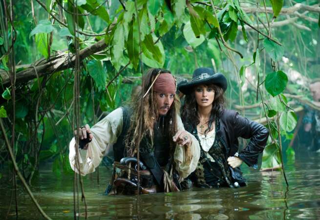 Pirates des Caraïbes 4, la fontaine de jouvence (2011) : Penelope Cruz en pirate caliente !