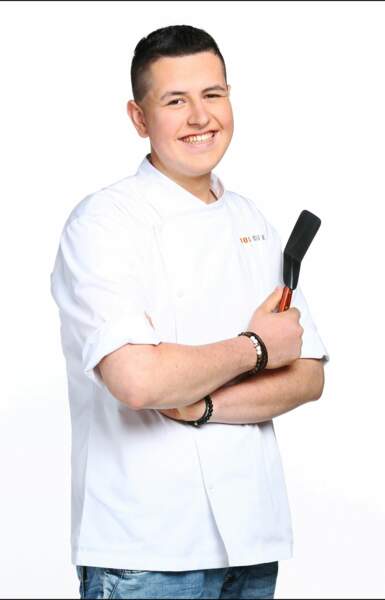 Charles Gantois a 20 ans et est commis de cuisine. Il a remporté Objectif Top Chef