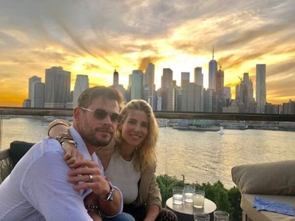 Chris Hemsworth et Elsa Pataky ont profité du coucher de soleil sur New York. 