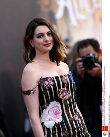Anne Hathaway sera au centre de la série The Ambassador's Wife
