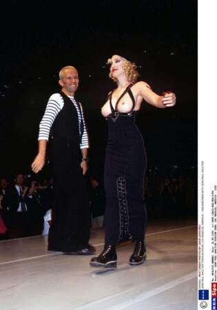 Dès 1992, Madonna est aux côtés du créateur