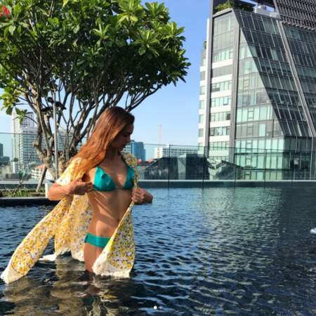 Elle est sublime en bikini sous le soleil de Thaïlande