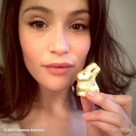 Un petit lapin de Pâques. Gemma aime visiblement le chocolat