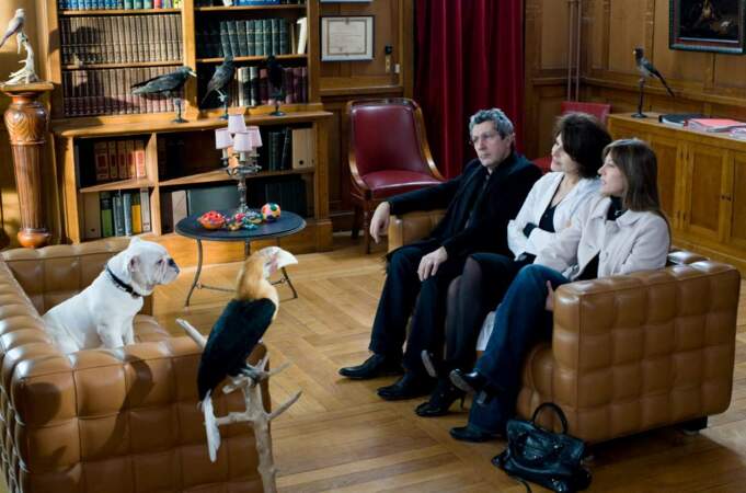 Auprès de Mathilde Seigner et d'Alain Chabat dans Trésor, elle devient une thérapeute... pour chiens !