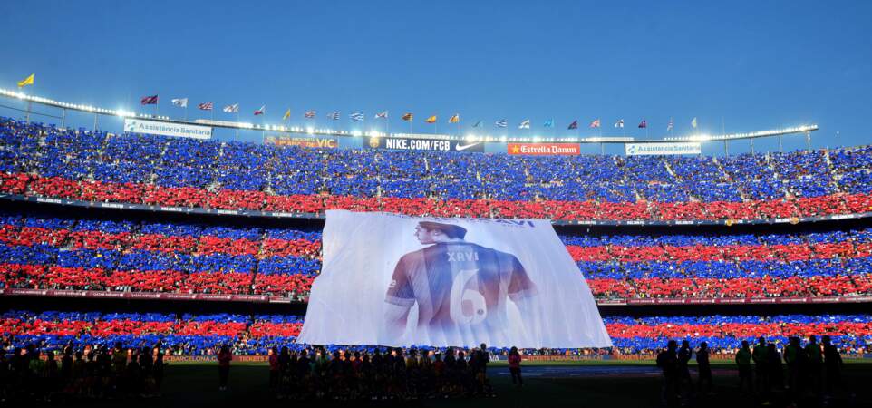23 mai, Le Camp Nou et le FC Barcelone saluent leur capitaine avec grandeur. Adios Xavi !