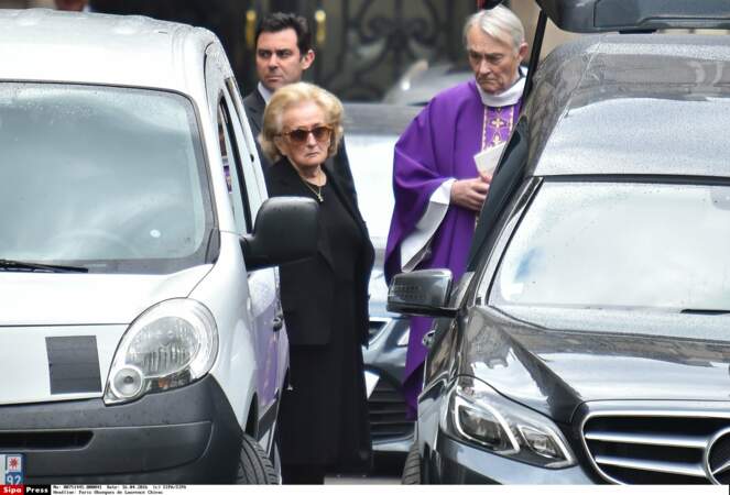 Avril 2016, Bernadette assiste aux obsèques de sa fille aînée Laurence… sa bataille
