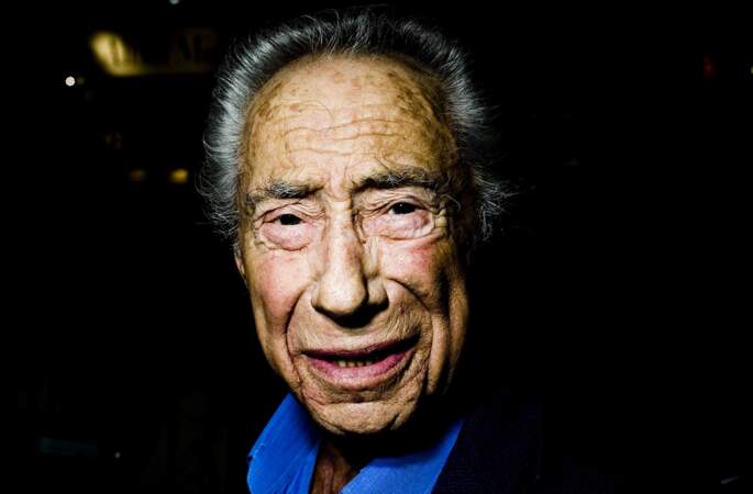 Le réalisateur Pierre Grimblat est décédé le 4 juin 2016. Il avait 93 ans