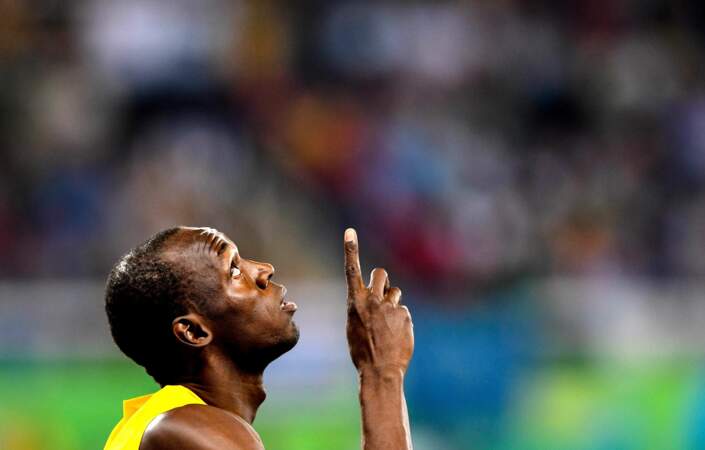 Usain Bolt remercie les dieux de l'Olympe
