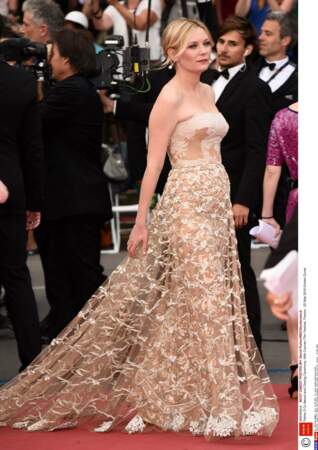 En 2016, Kirsten Dunst se présenta en robe Valentino