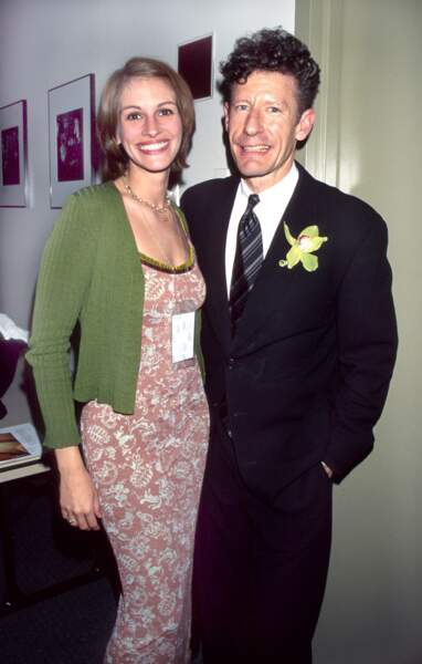 1993 Julia Roberts rencontre, le chanteur de country, Lyle Lovett sur le tournage de The Player. 