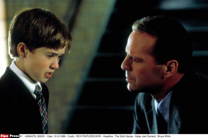 À 11 ans, il a incarné le héros de ce film de Night Shyamalan, avec Bruce Willis