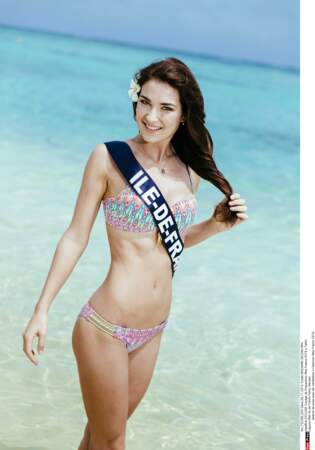 Miss Ile-de-France, Fanny Harcaut lors de la séance photo en maillot de bain