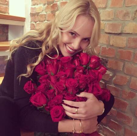 De belles roses rouges, so romantic ! C'est beau l'amour