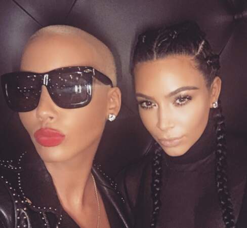 Amber Rose et Kim Kardashian ont fait la paix. Pour info, elles ont toutes les deux en commun... Kanye West. 