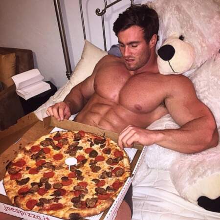Qui veut de la pizza ? 