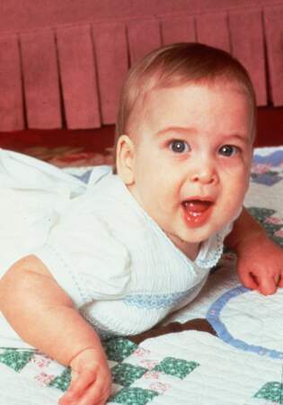 Le Prince William quelques jours après sa naissance en 1982.