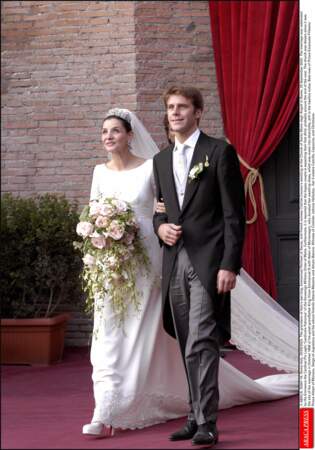Le 25 septembre 2003, au bras d'Emmanuel Philibert, la comédienne Clotilde Courau devenait princesse de Savoie