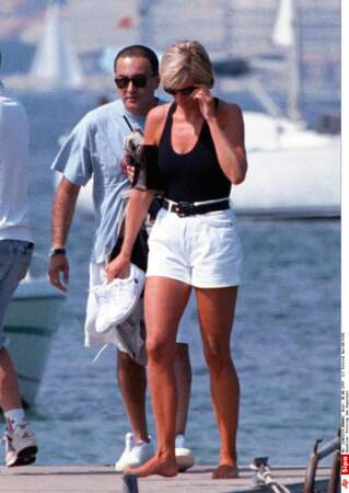 À l'été 1997, elle vit sa dernière relation amoureuse avec le milliardaire Dodi Al-Fayed
