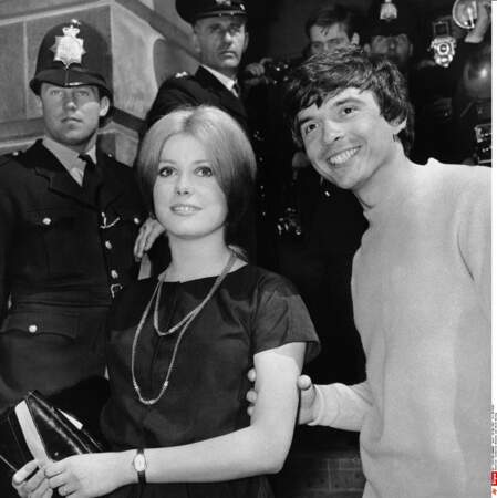 Catherine Deneuve épouse à Londres en 1965 le photographe anglais David Bailey